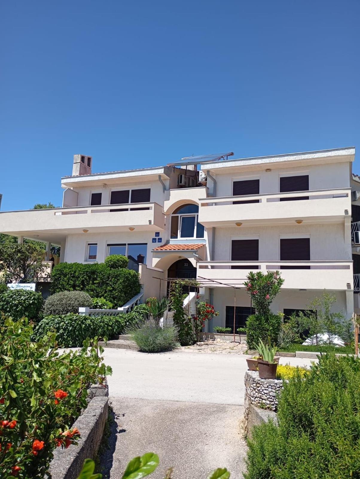 Rooms Helena Krk Town Dış mekan fotoğraf