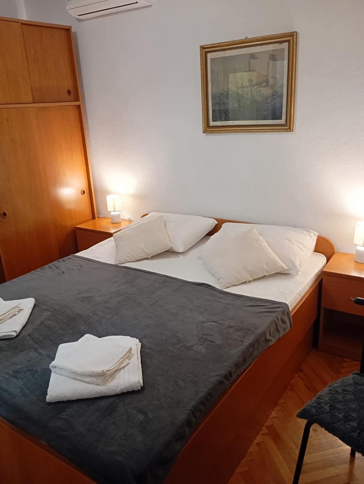 Rooms Helena Krk Town Dış mekan fotoğraf