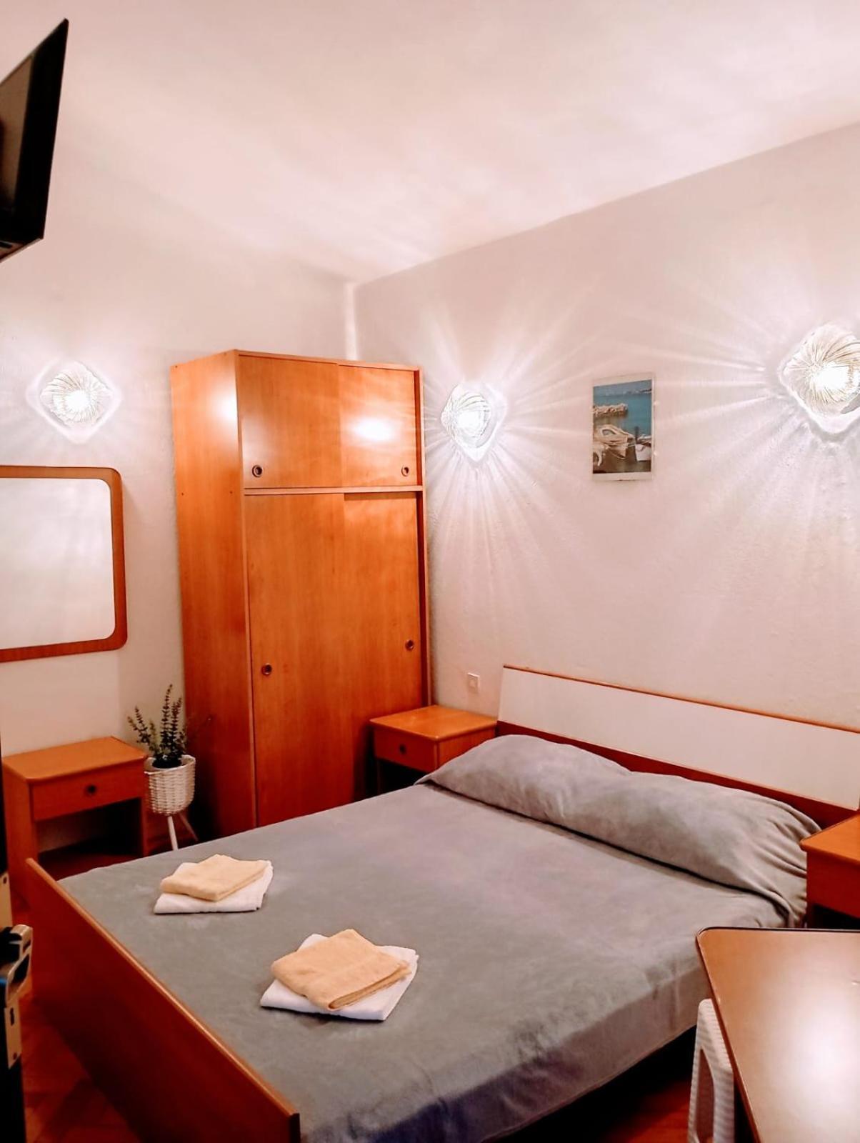 Rooms Helena Krk Town Dış mekan fotoğraf